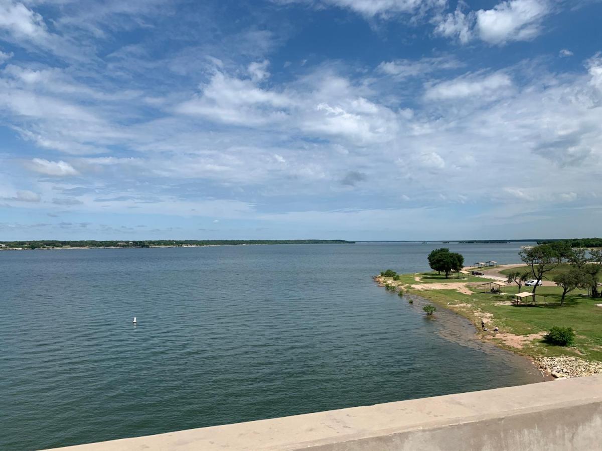 Lake Whitney Log Cabin Lakewood Harbor 外观 照片